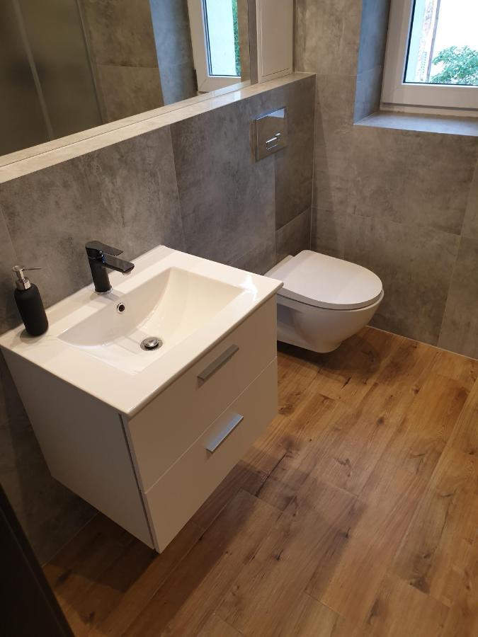 Jdk Apartamenty Legionow 50M2 5-Osobowy Kalisz Esterno foto